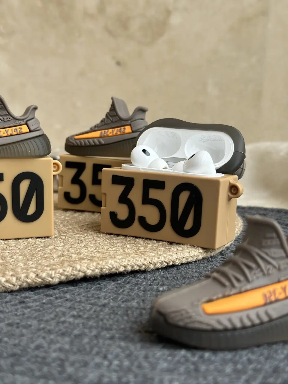 383cc9 کاور ایرپاد Adidas YEEZY 350 (کدa0015) - Image 1