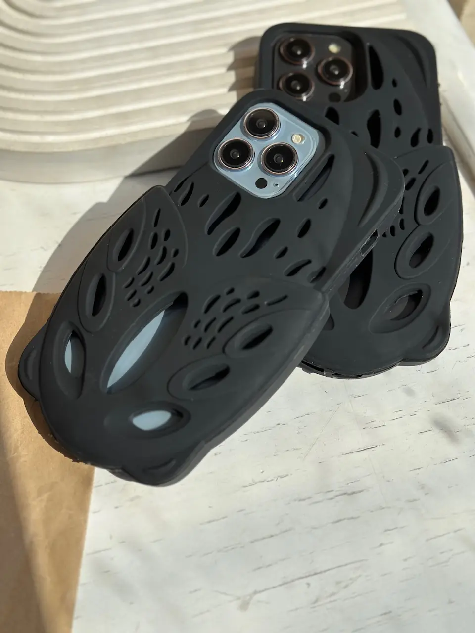 5a5b30 قاب yeezy سیلیکونی (کدC1377) - Image 1