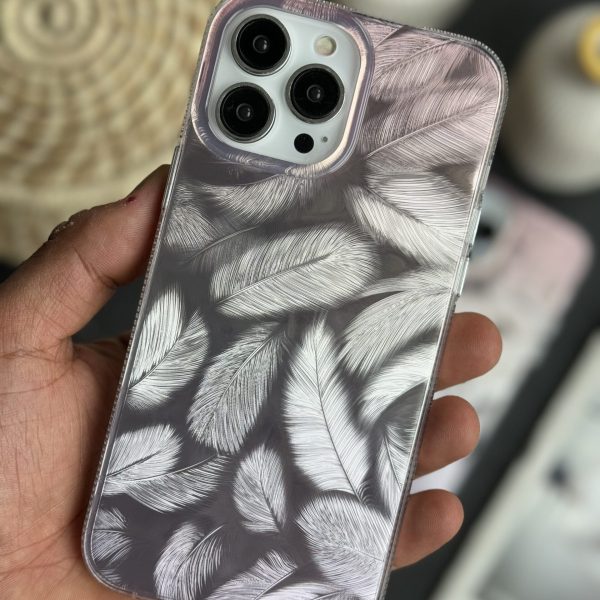 قاب موبایل آیفون پر مرغ عشق هلوگرامی