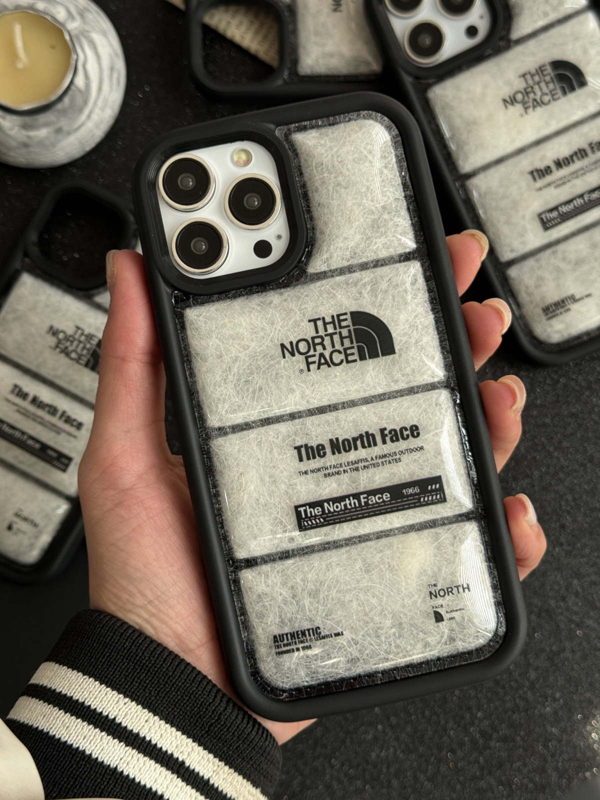 قاب موبایل آیفون پافر یخی