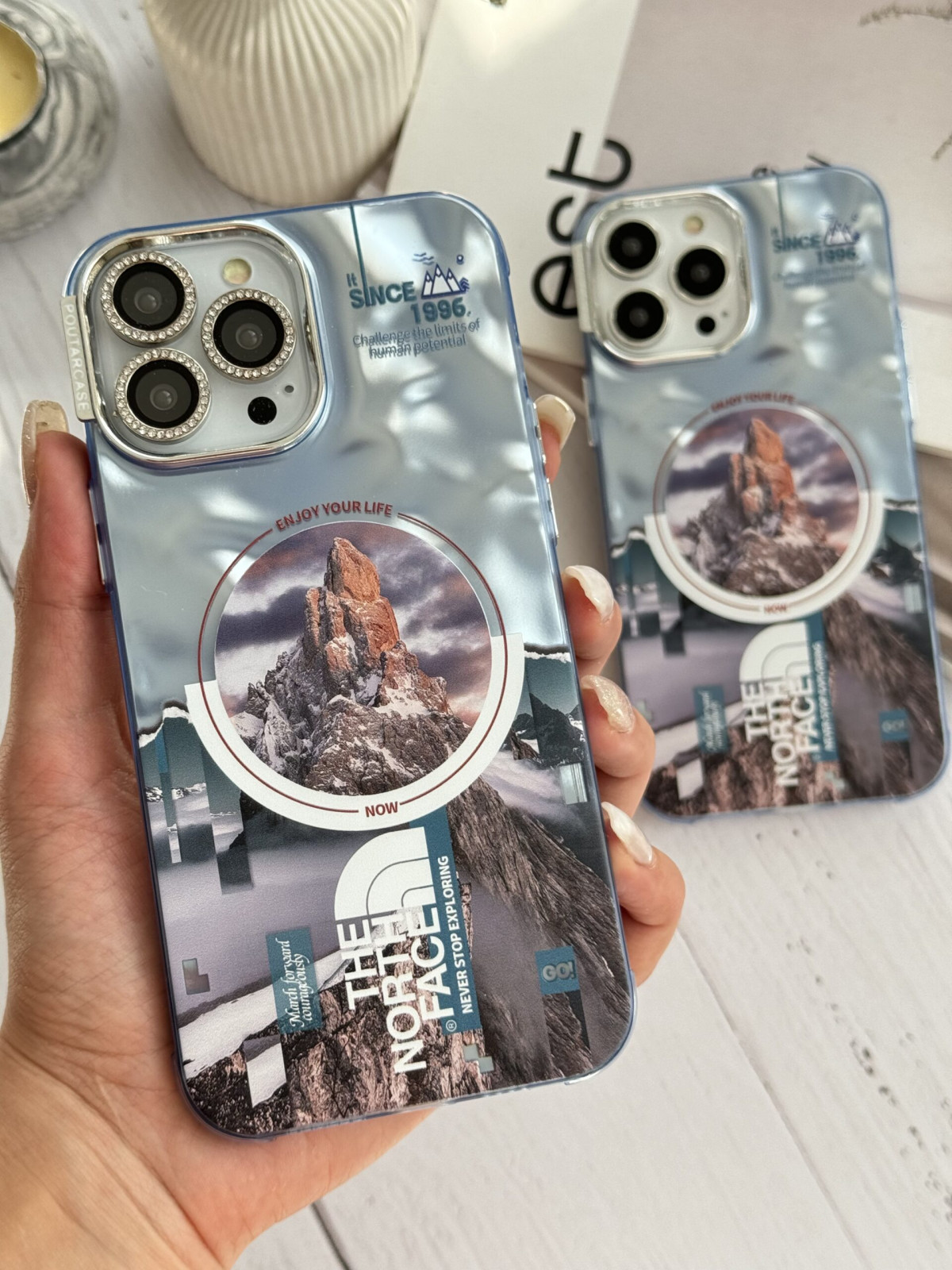 قاب موبایل آیفون ابری نورث فیس ( The North face ) کرومی