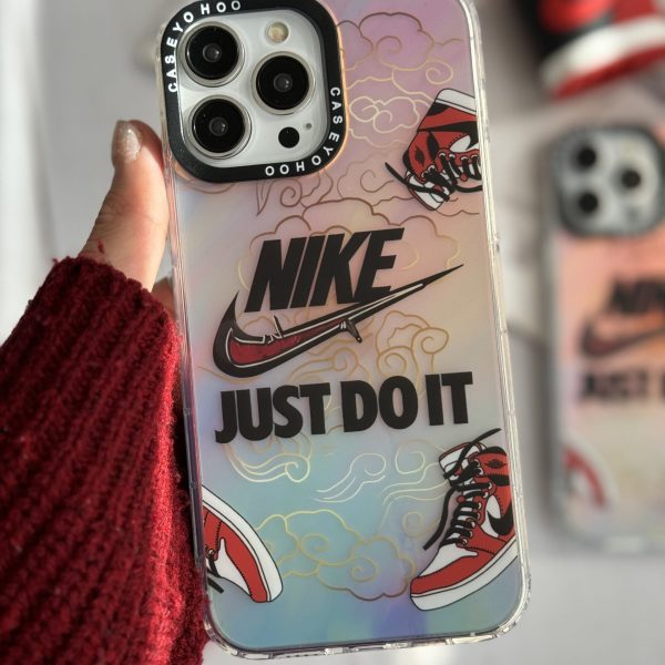 قاب موبایل آیفون کتونی نایکی جردن هلوگرامی