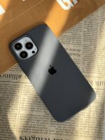 قاب موبایل آیفون سیلیکون اورجینال داخل جیر پایین بسته - Image 2