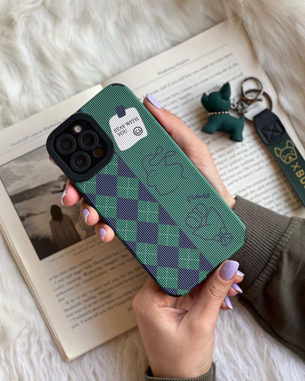 قاب موبایل آیفون لاولی سبز محافظ لنز دار