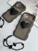 قاب موبایل آیفون تک قلب مشکی دودی + بندست قلبی ( 3004 ) - Image 3