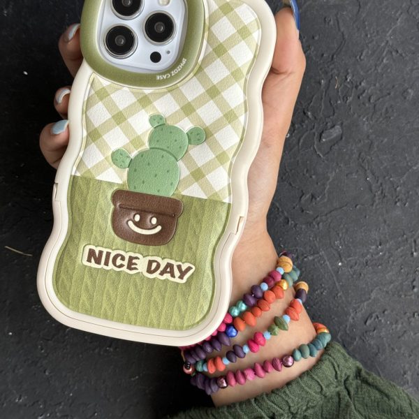 قاب موبایل آیفون کاکتوس سبز روز خوب پایه استندشو