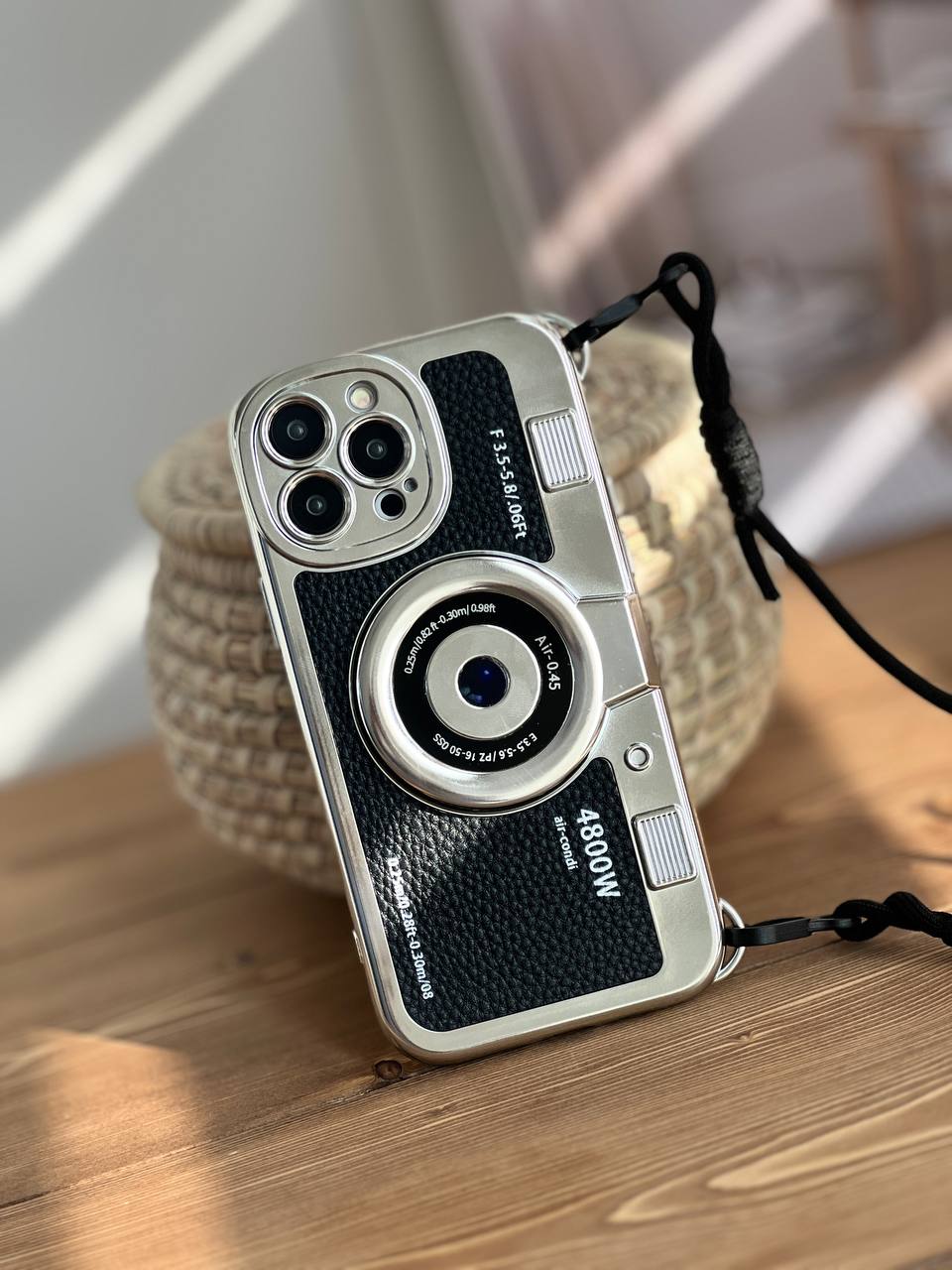 قاب موبایل آیفون دوربین آنالوگ کلاسیک محافظ لنزدار + بند بلند