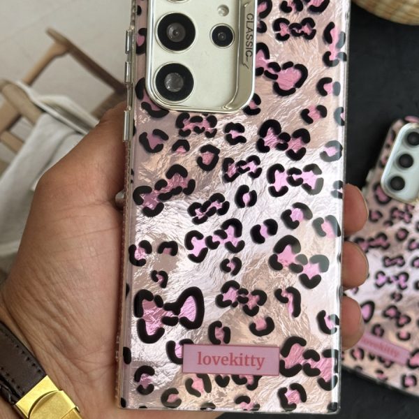 قاب موبایل ( آیفون - سامسونگ ) پلنگی صورتی پاپیون لاوکیتی