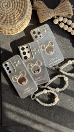 قاب موبایل ( آیفون - سامسونگ ) میکی اسکوییکی داگ آیینه ای نگین دار + بندست - Image 3