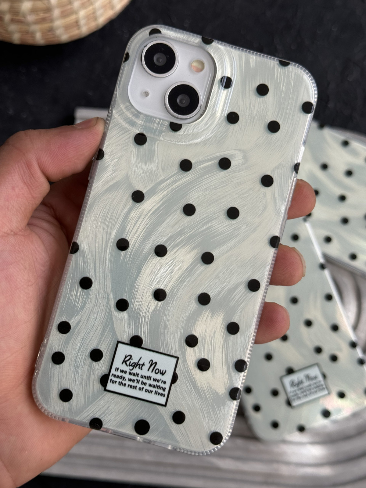 قاب موبایل آیفون یشمی سبز خال خالی