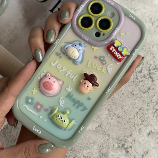 قاب موبایل آیفون توی استوری برجسته سبز