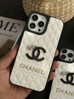 قاب موبایل آیفون شنل لوگو نگین دار