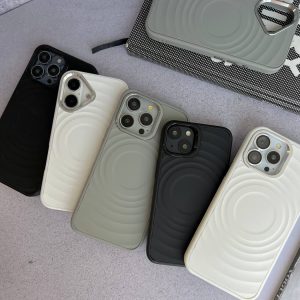 Macaron case
