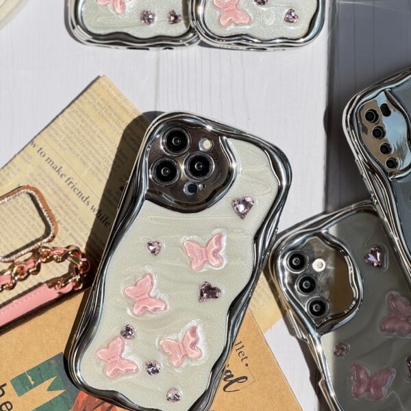 قاب کرومی پروانه و قلب صورتی آیفون و اندرویدی (کدC1825)