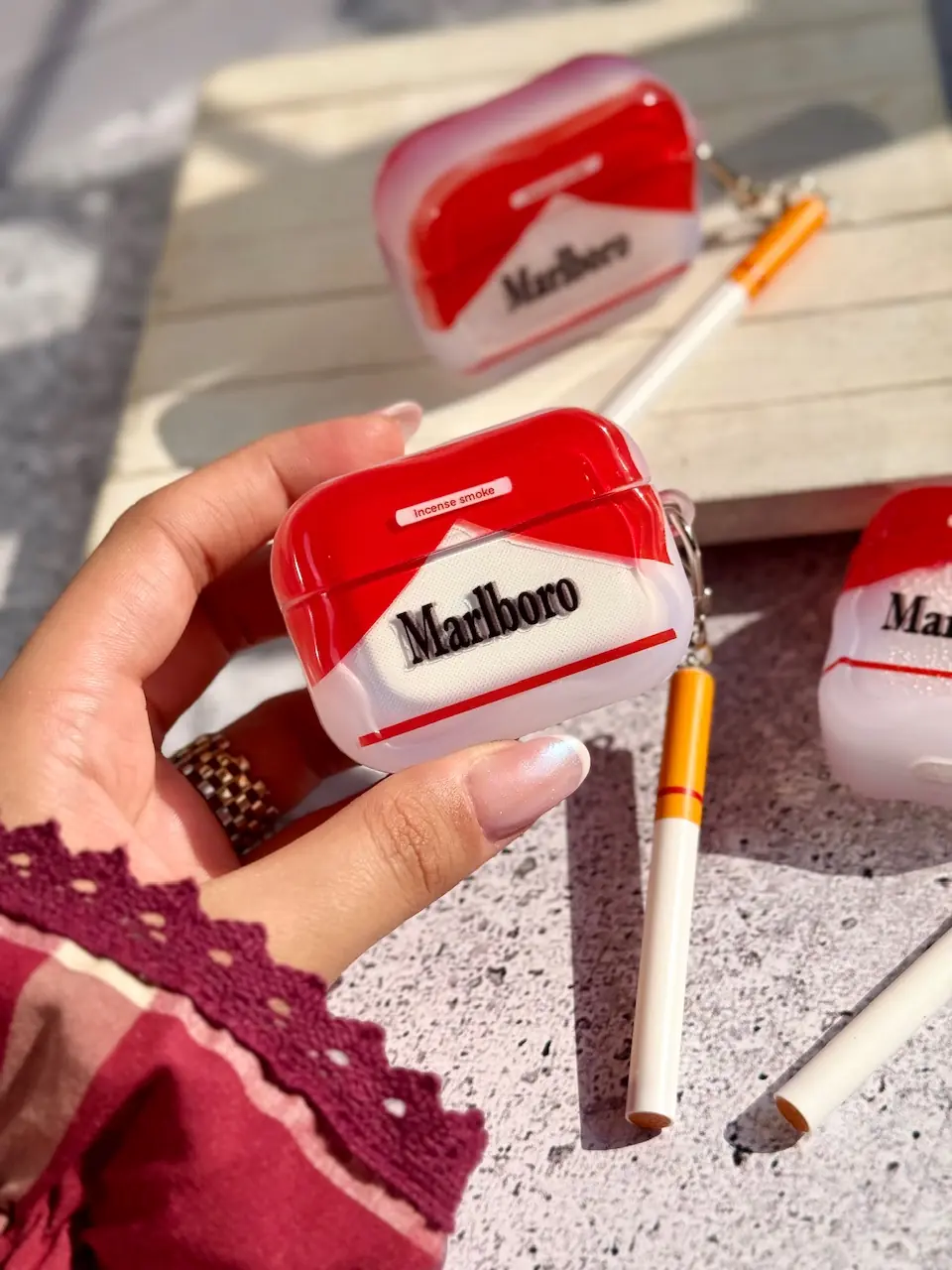 da85d2 ایرپاد Marlboro Red با آویز سیگار (کدa0287) - Image 1