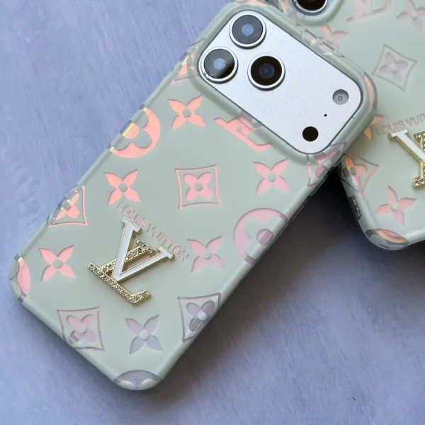 قاب Louis Vuitton هولوگرامی آیفون (کدC2221)