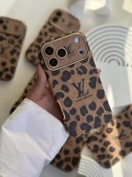 قاب Louis Vuitton Leopard Golden (کدC2319) - تصویر 4